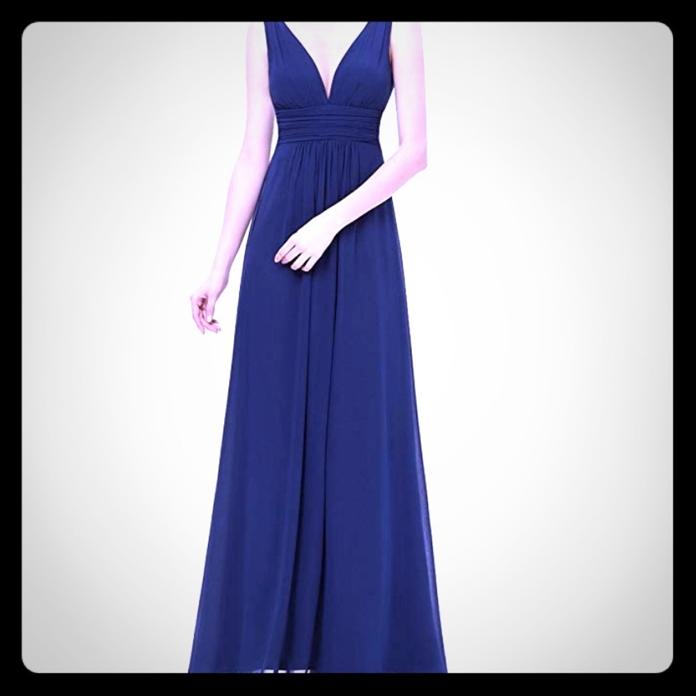 Sleeveless V-Neck Semi-Formal Maxi Evening Dress